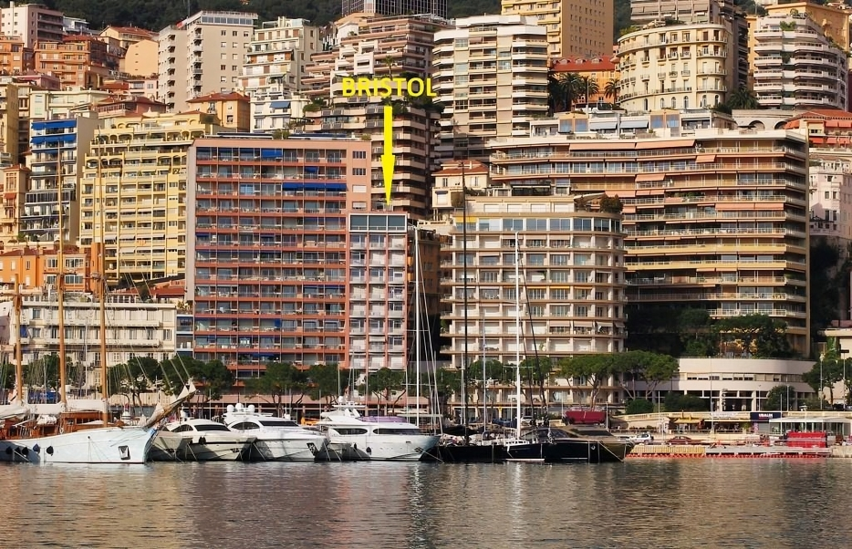 Le Bristol